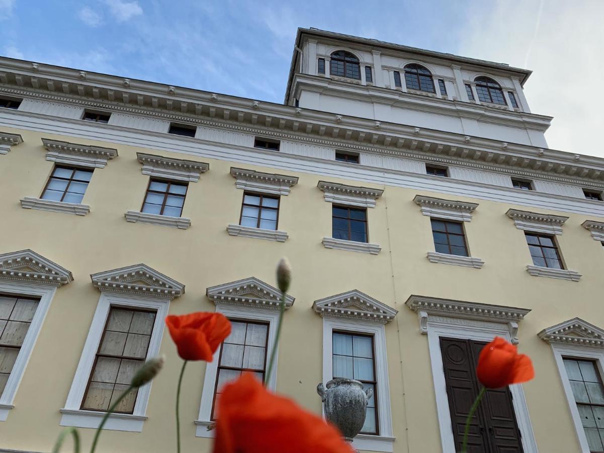 Hotel Landhaus Woerlitzer Hof Oranienbaum-Woerlitz Exteriör bild